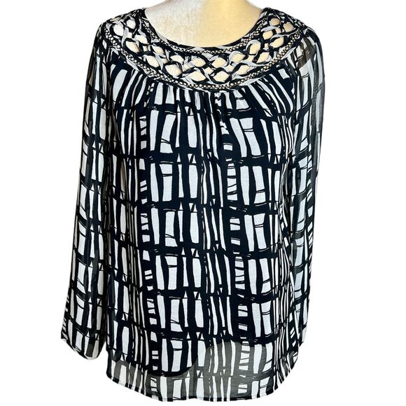 Coldwater Creek Tunic Top Size M (10-12) Sheer With Lining Lacework Neckline - Picture 1 of 10